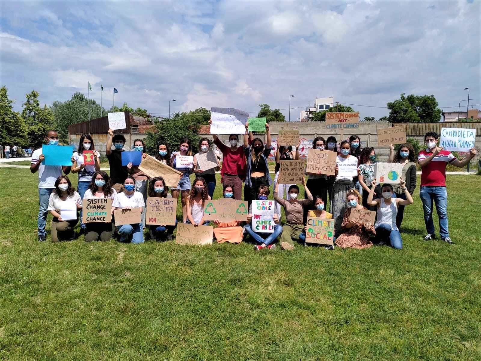 Activism school in Milan